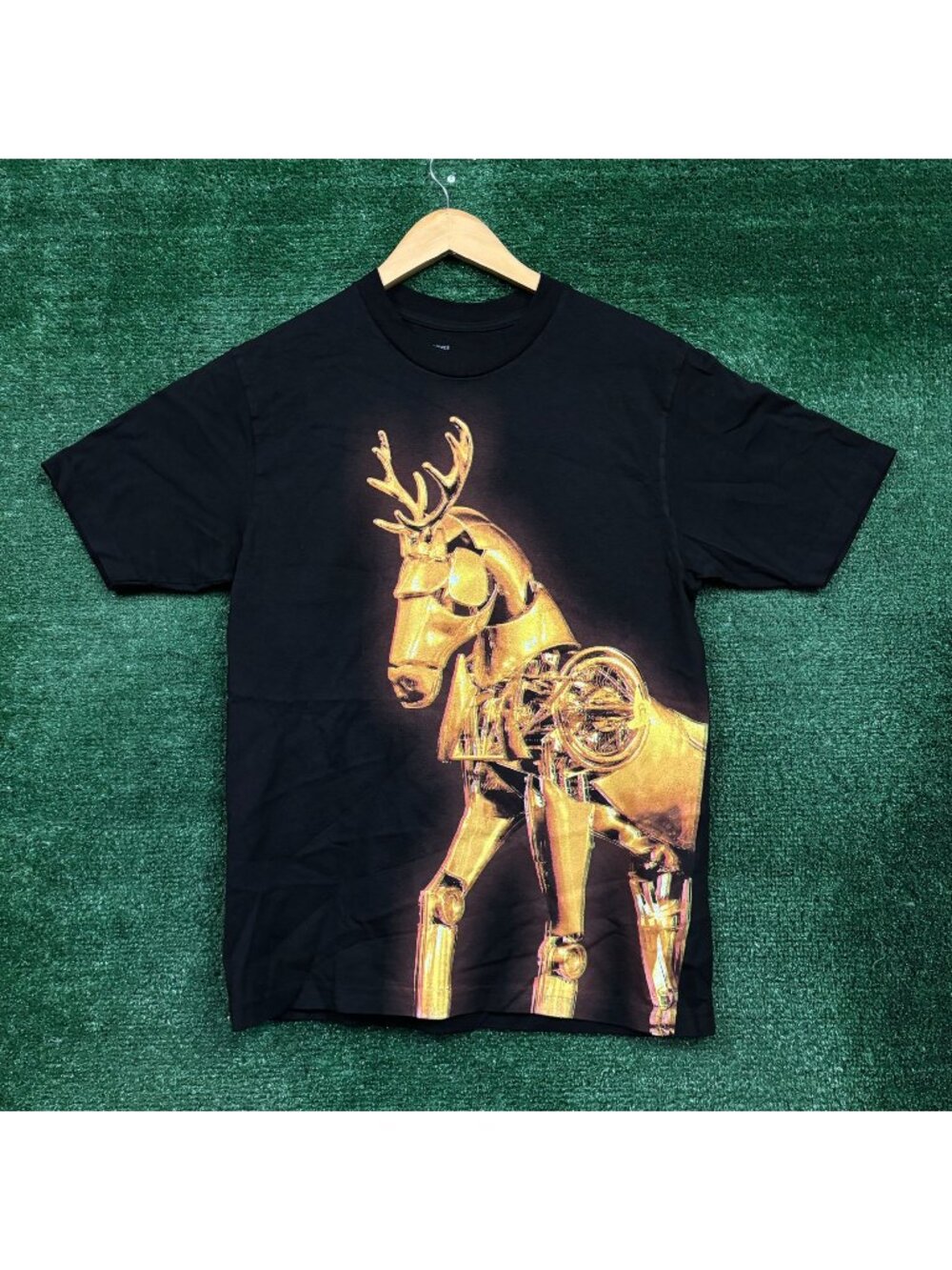 Beyonce Cowboy Carter Sleighyonce Reindeer Robots T-Shirt Size Medium